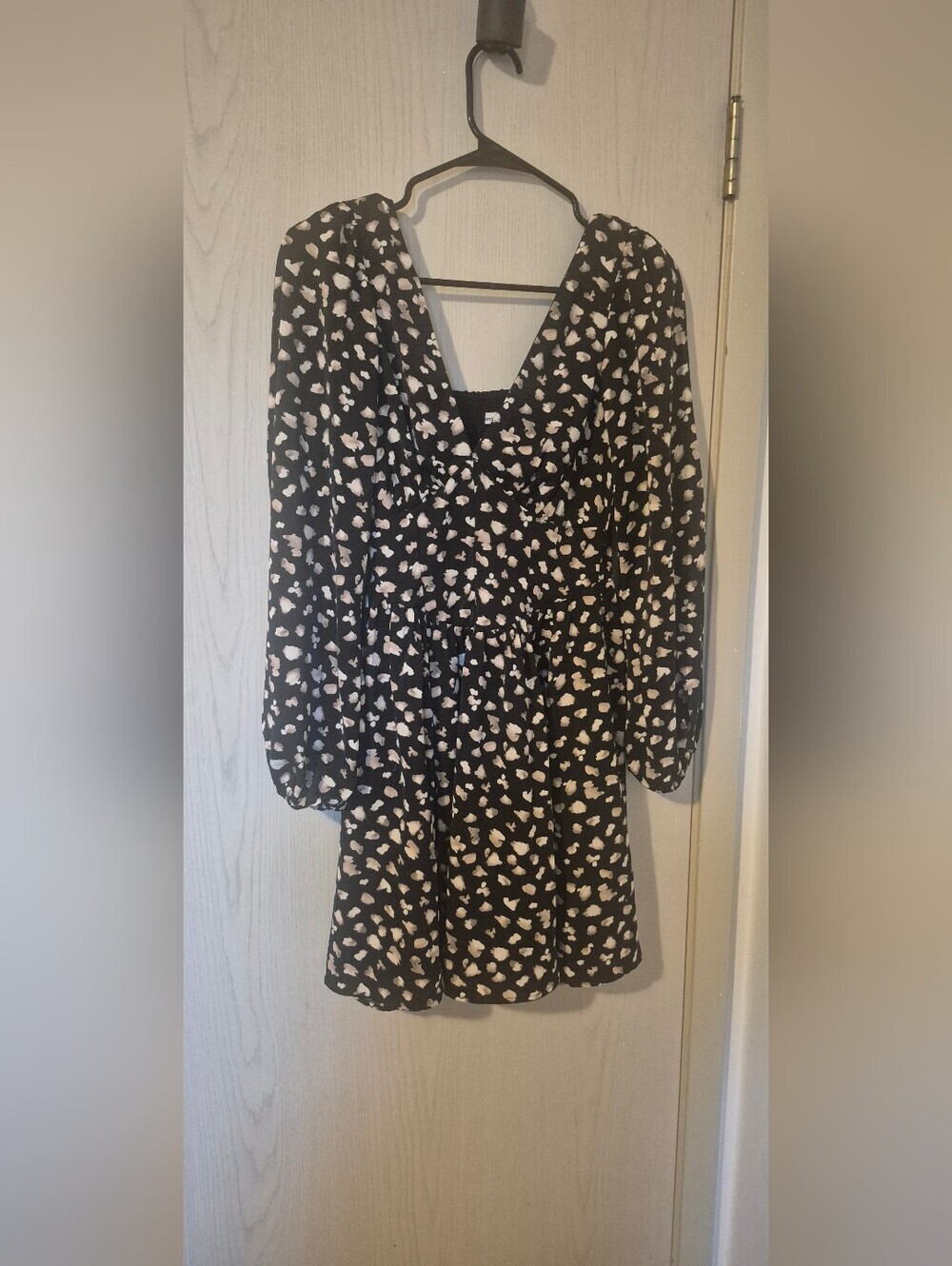 Abercrombie & Fitch Sweetheart Neck Smocked Back Mini Dress | Small
